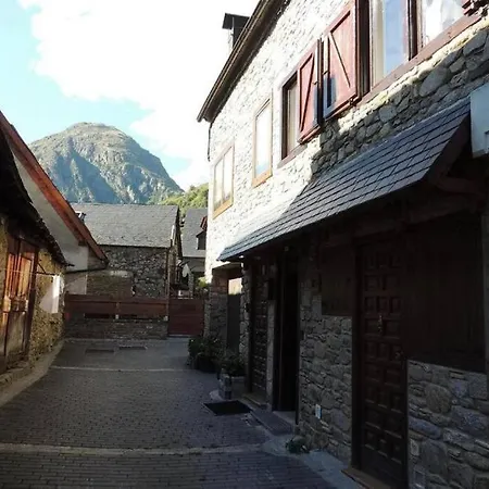 Apartment Tredos, Casa Adosada. Baqueira