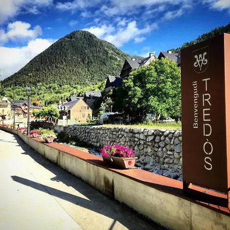 Tredós, Casa Adosada. Baqueira Apartamento *